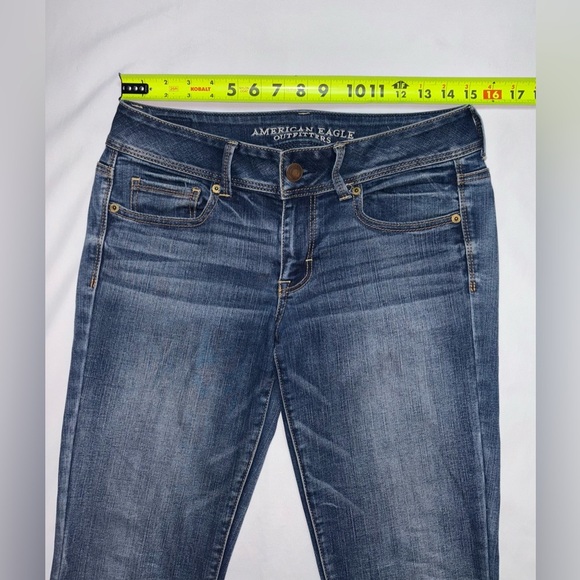 American Eagle Size 6 Long Dark Wash Kick Boot Super Stretch Low Rise Jeans - Picture 2 of 8